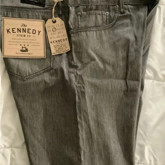 Set of tshirt and short for Men - Picture 2 of 3